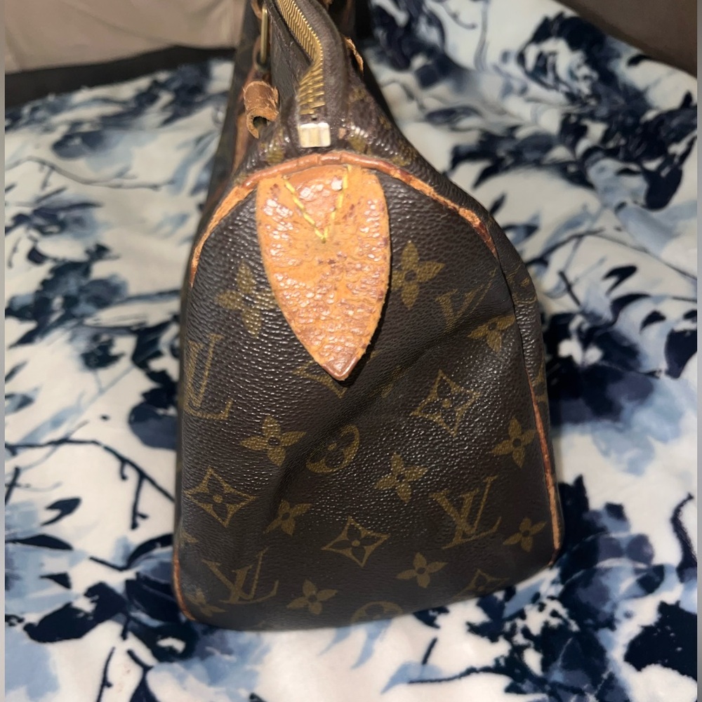 Authentic LV Speedy Bag - Read Description